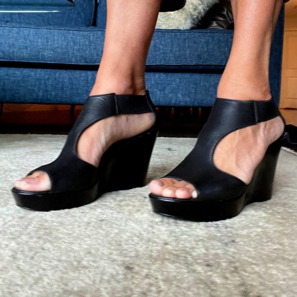 Browns Shoes - Browns Wedge Heel Sandals